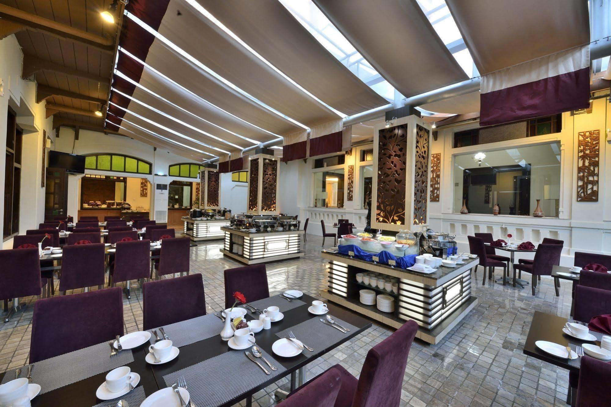 Gino Feruci Kebon Jati By Kagum Hotels Bandung Kültér fotó